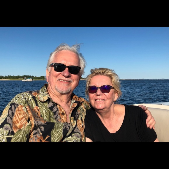 Meet your Posher, Debra - Picture 1 of 1